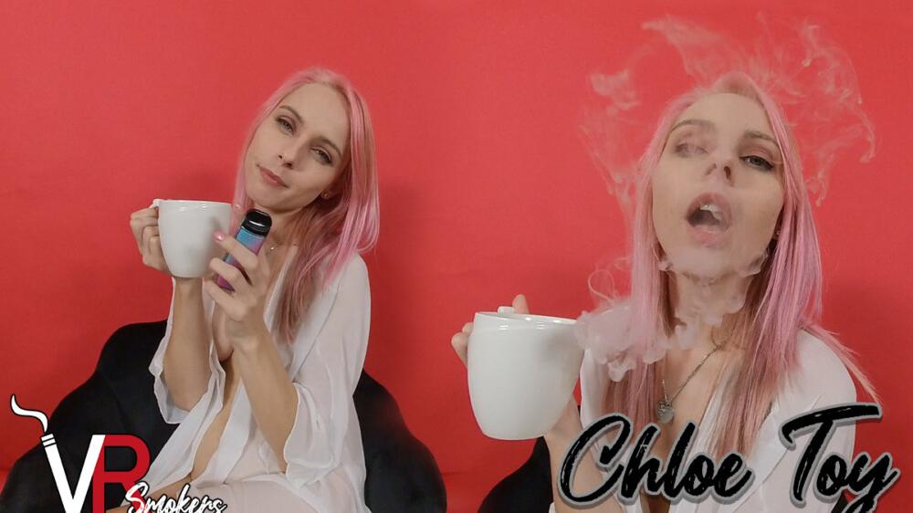 Chloe Toy – Vaping VR porn with  from VR Smokers