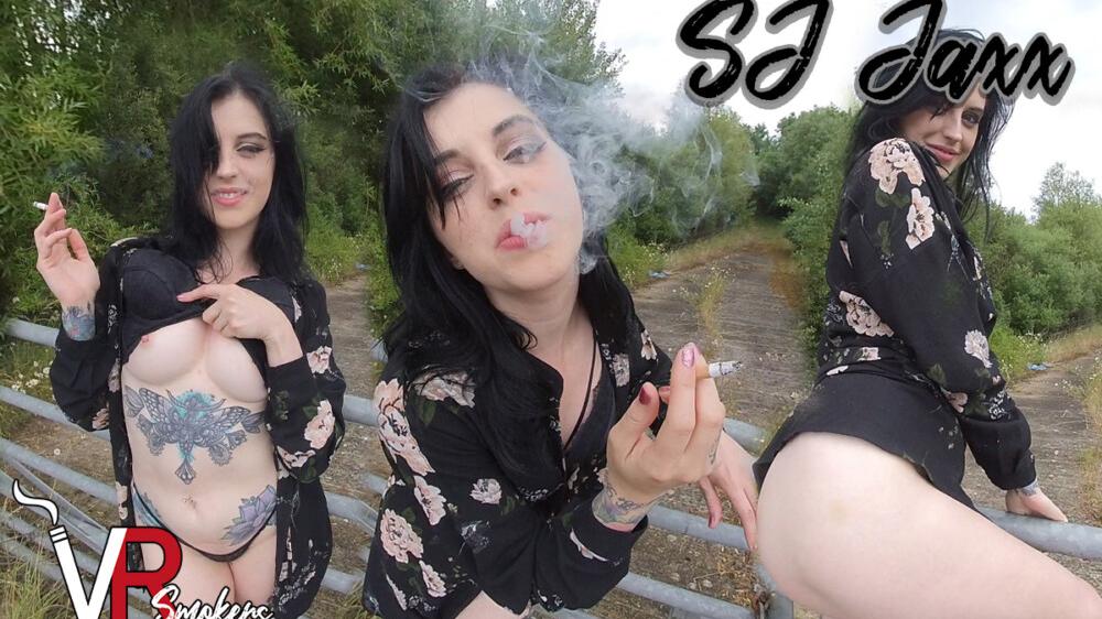 Very Public Smoking VR porn with %models_name% from VR Smokers studio