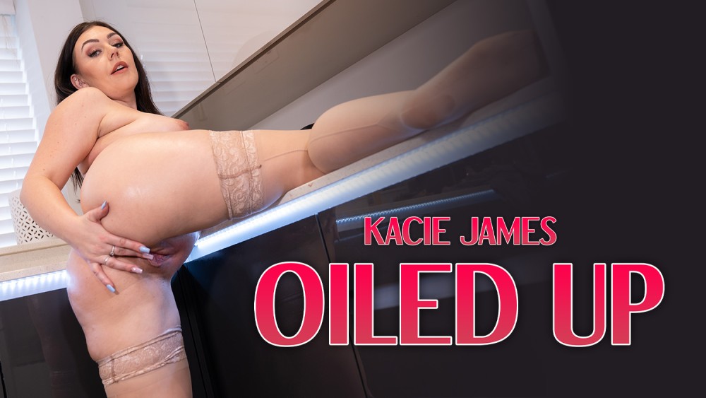 Oiled Up – Kacie James VR porn video from DeviantsVR studio